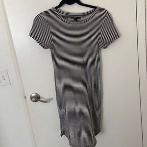 Super cute striped dress 👗